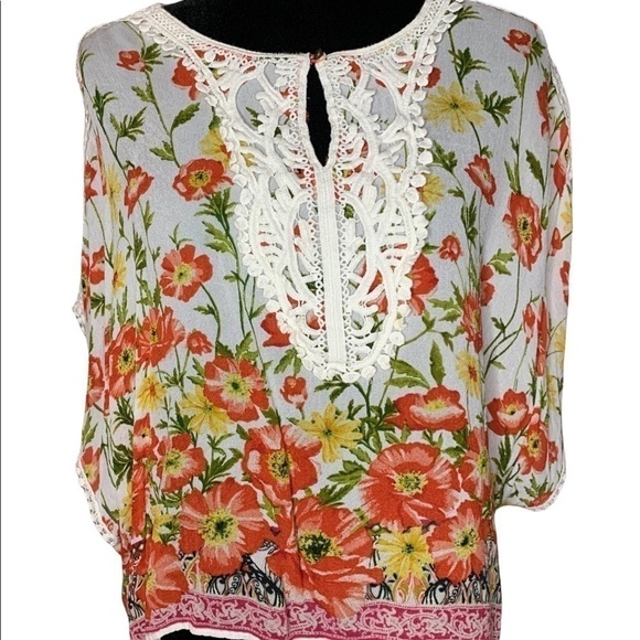 Bila Tops - Bila Floral Boho Shoulder Top Size M​​​​​​​​​​​​​​​​​​​​​​​​​
